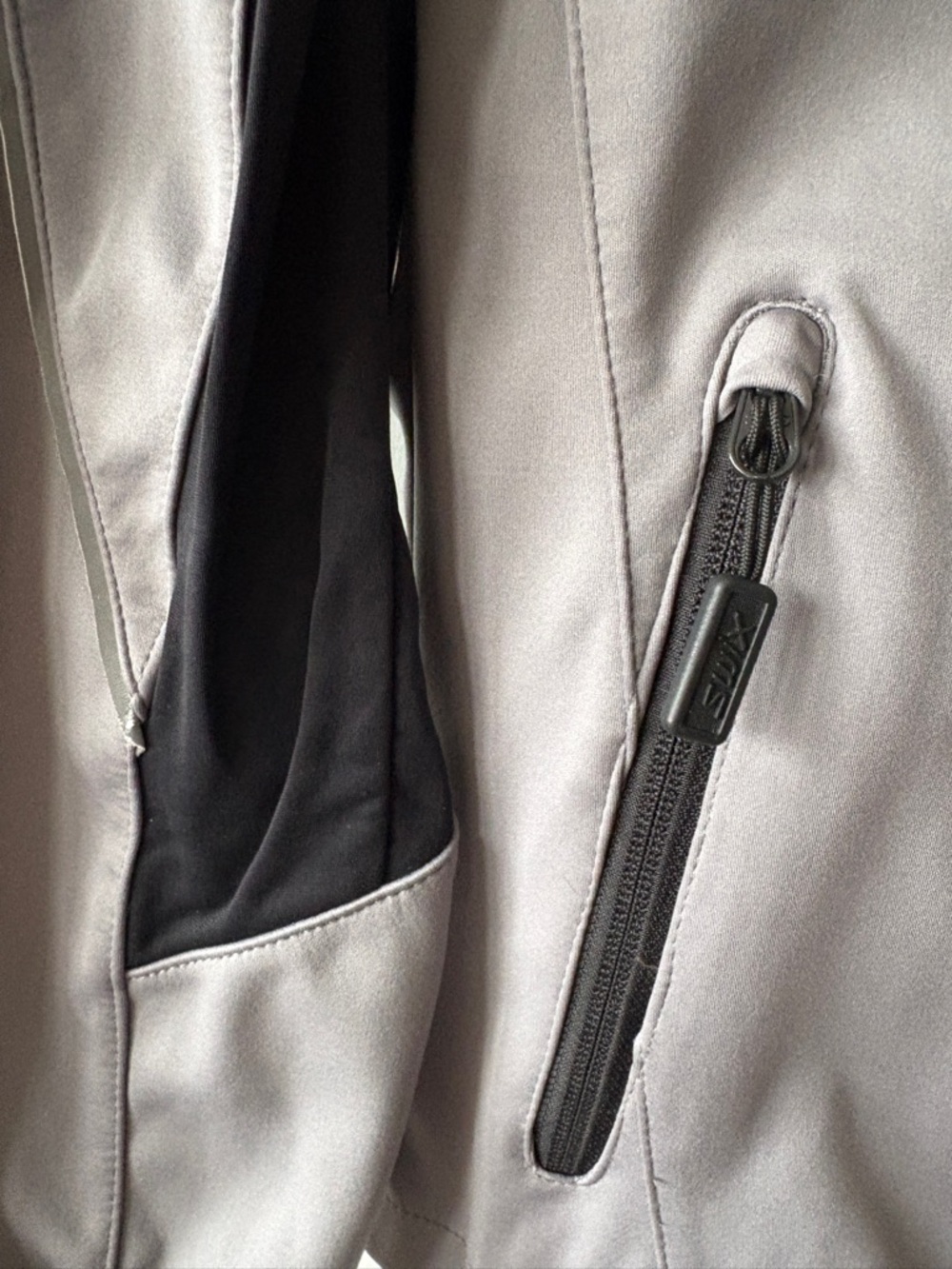 Swix Men's Grey Softshell Training Jacket - Picture 3 of 7